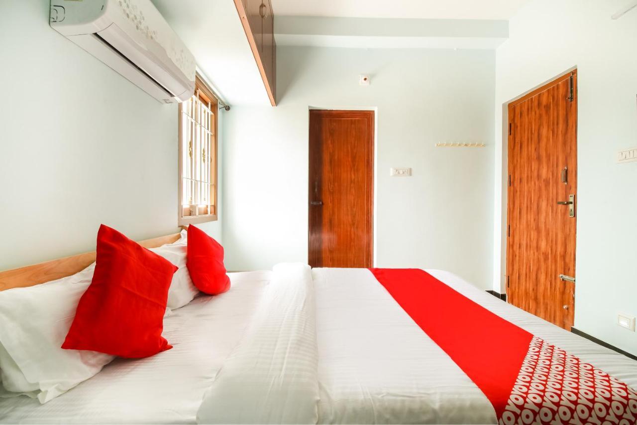 Oyo 71549 Shri Sai Apartments Mettuppālaiyam Exteriér fotografie