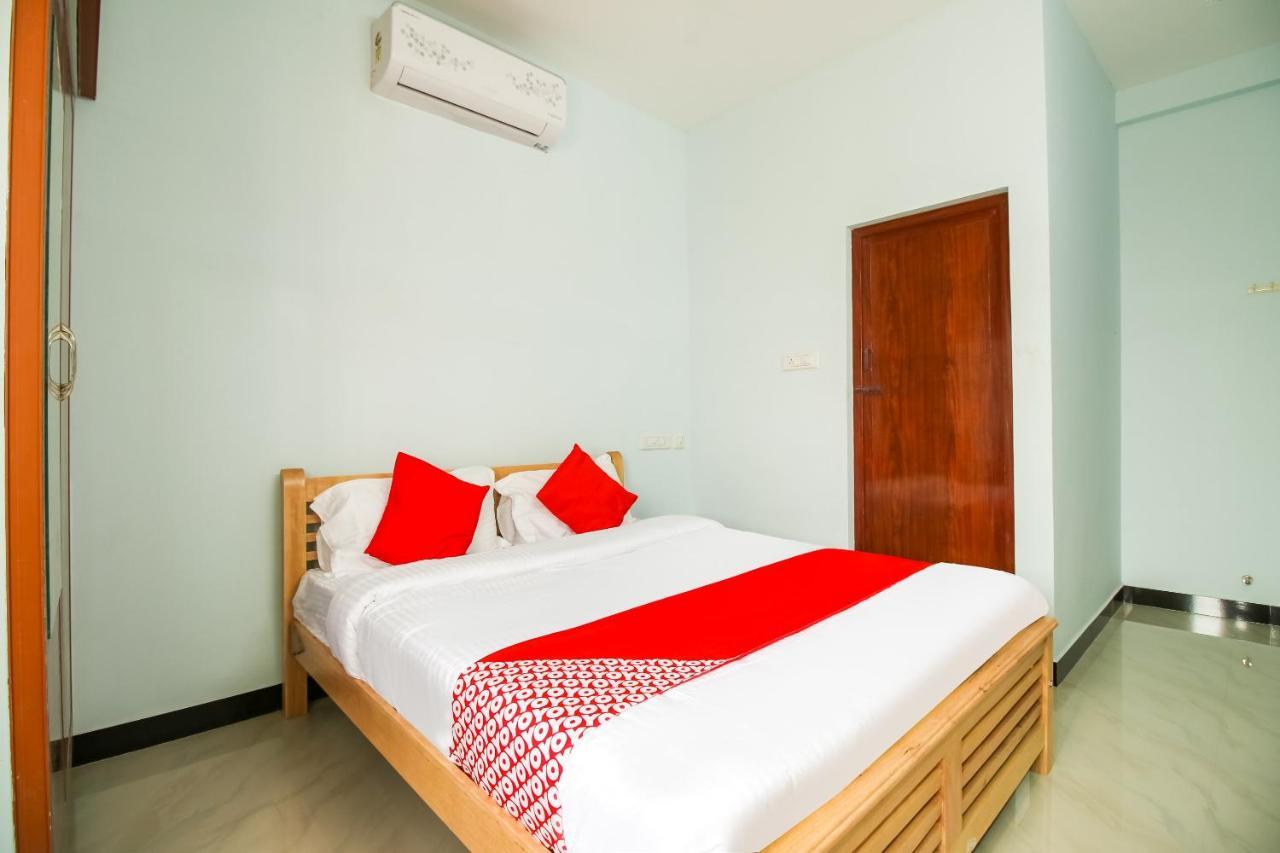 Oyo 71549 Shri Sai Apartments Mettuppālaiyam Exteriér fotografie